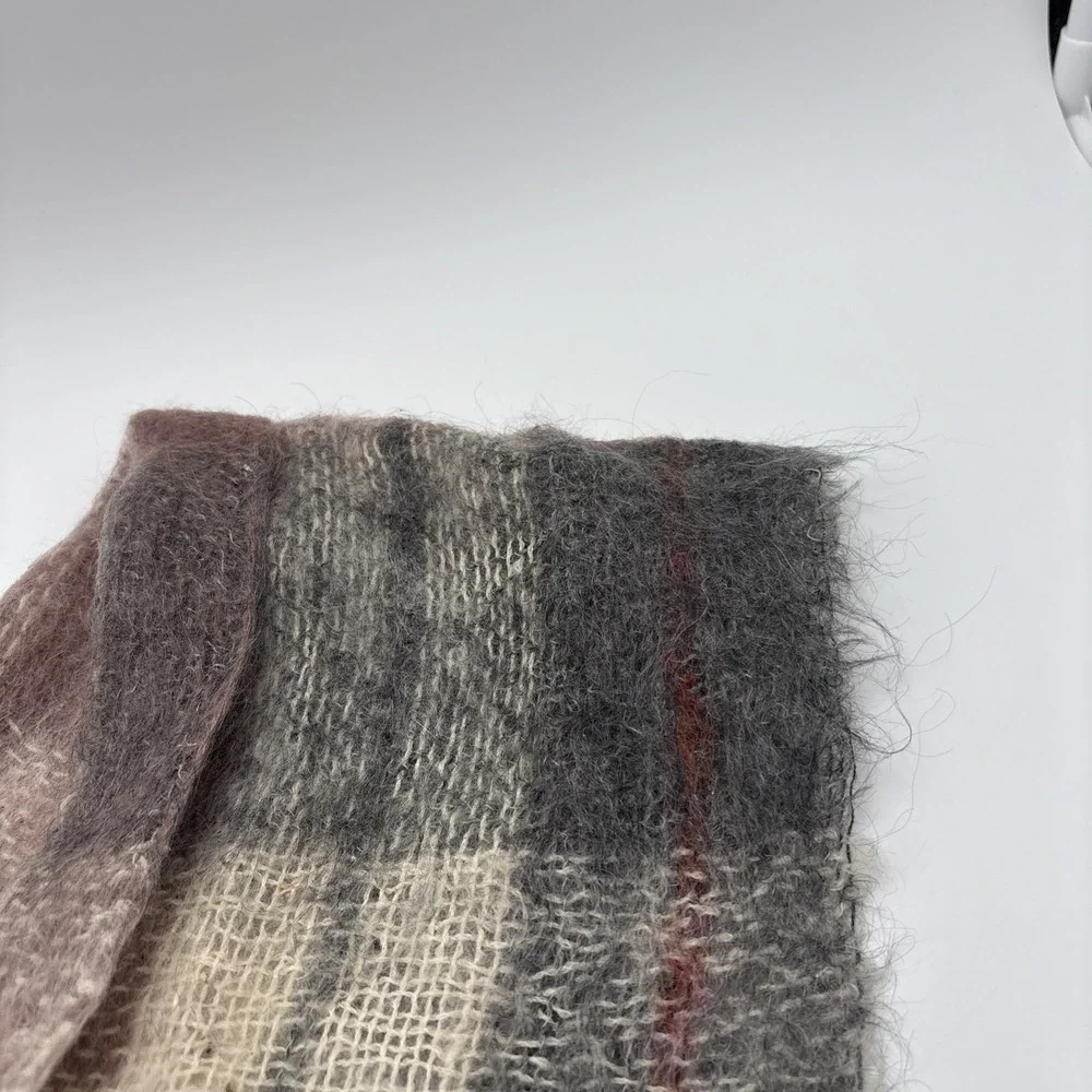 Avoca Hand weavers Scarf 70% Mohair 30% Wool Ireland Brown Dry Clean Only Preown
